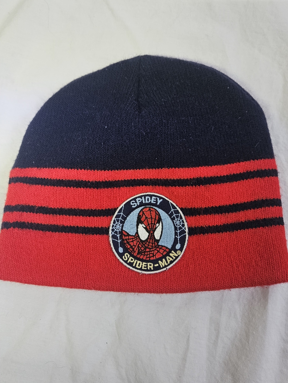 Marvel Spider-Man Knit Beanie Hat - Red & Black